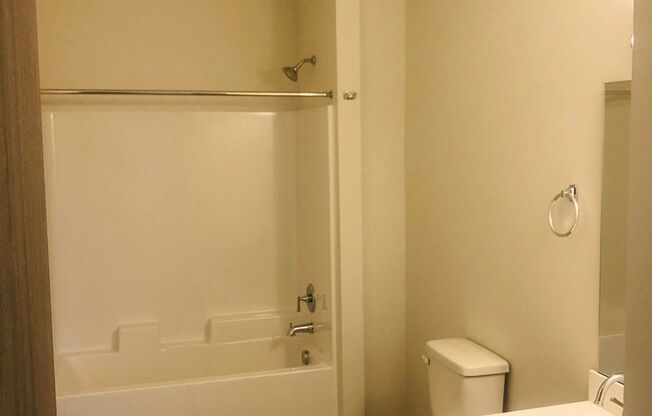 1 bed, 1 bath, 700 sqft, $1,345, Unit Unit 302