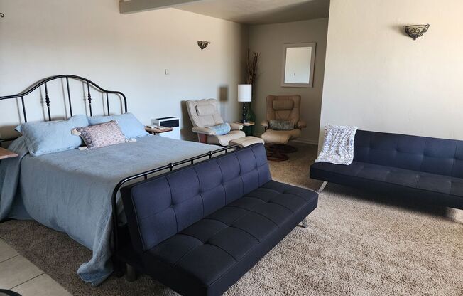Furnished Studio in Oceanside