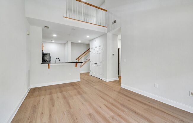 1 bed, 1 bath, 920 sqft, $3,150, Unit 1500-0807