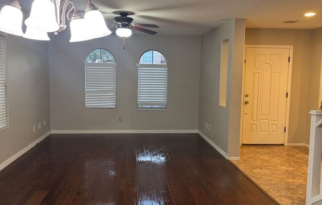 3 beds, 2.5 baths, $2,095