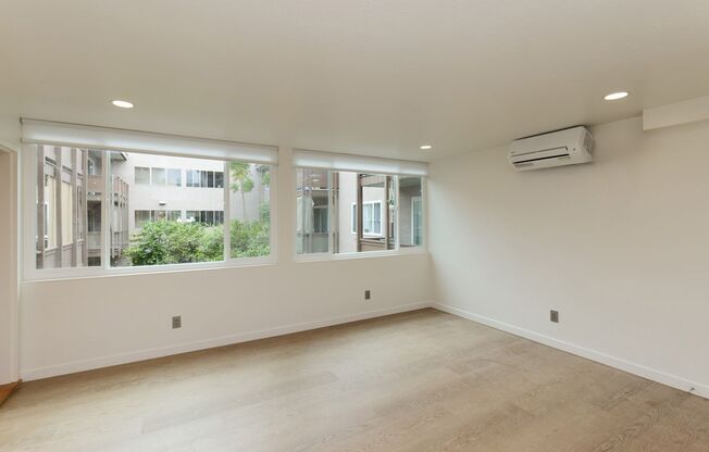 1 bed, 1 bath, 650 sqft, $2,445, Unit A