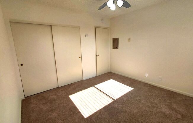 Memorial Apartments- Super Clean 2 Bedroom 1 Bath Apartment in Memorial Heights