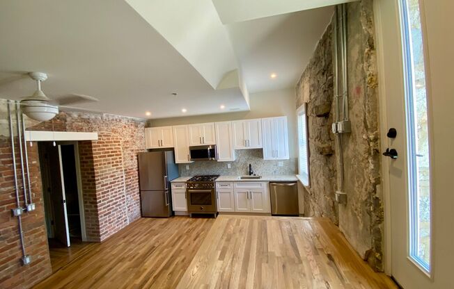 1 bed, 1 bath, 420 sqft, $1,457, Unit 008