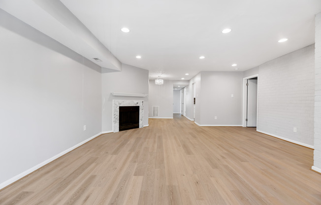 3471 SMT CT NE