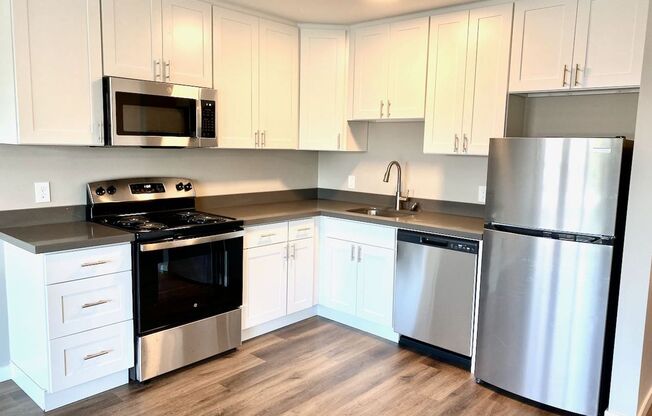Lakeview Place