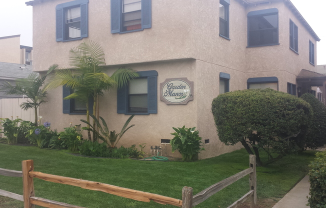 2 beds, 1 bath, 800 sqft, $3,000