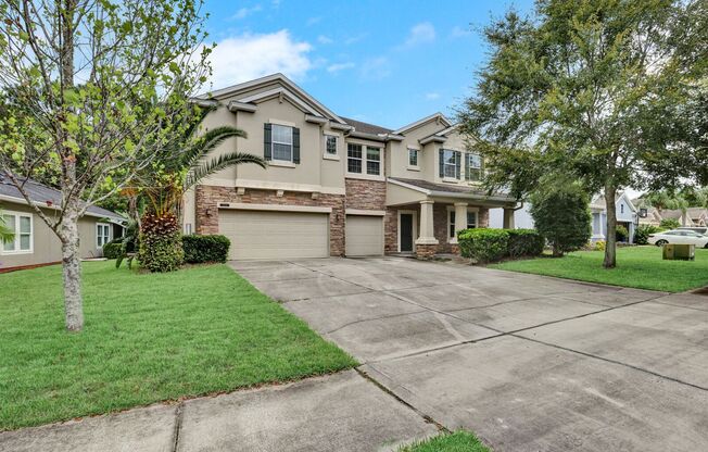 5 Bedroom 4 Bathroom Pool home in Nocatee