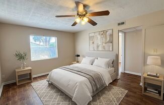 2Bed/1Bath Condo Just Blocks from Jacksonville Beach! Pet Friendly, Lawncare Included, Washer/Dryer Included!