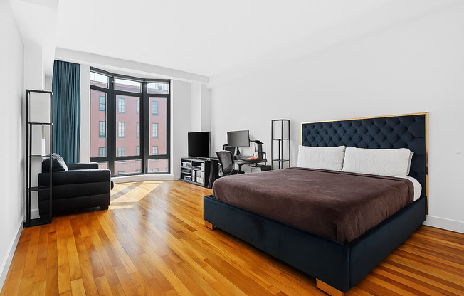 161 N 4th Street