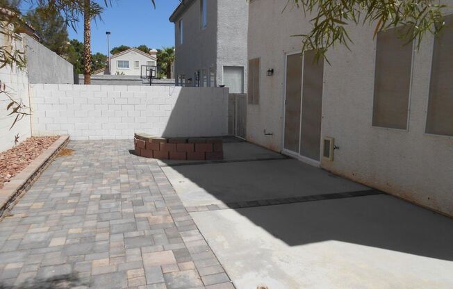 3 beds, 2.5 baths, $2,175