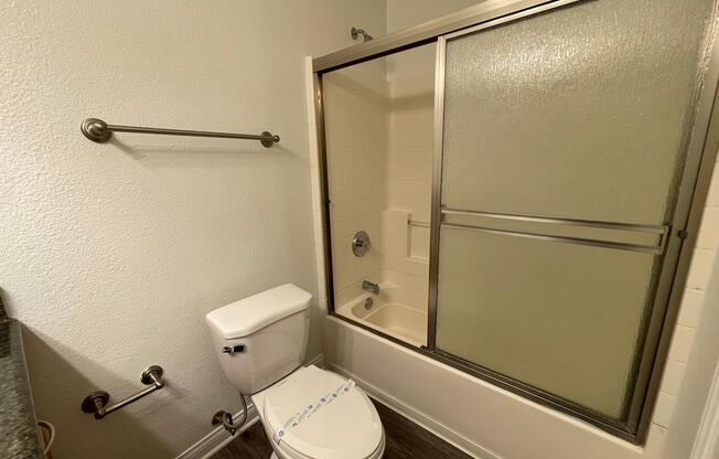 2 beds, 2 baths, 980 sqft, $3,020, Unit 815-06