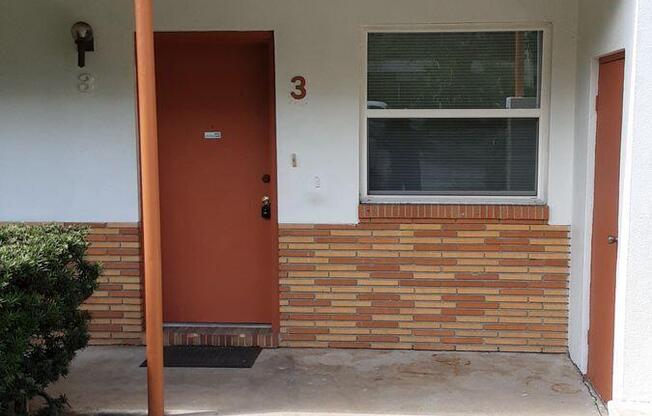 924 ARCO DR