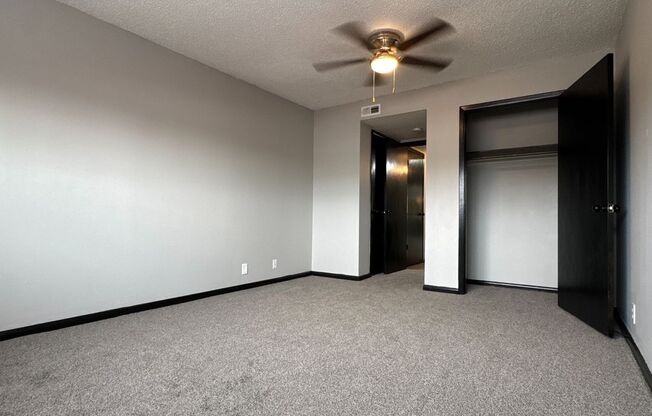 1 bed, 1 bath, $775, Unit 19