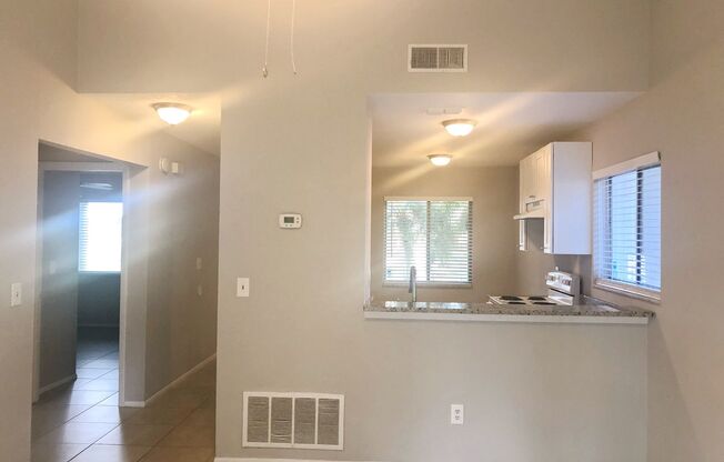 2 beds, 1 bath, $1,395