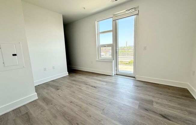 2 beds, 2 baths, 701 sqft, $3,599, Unit 603