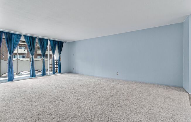 Condo near Congress Park!