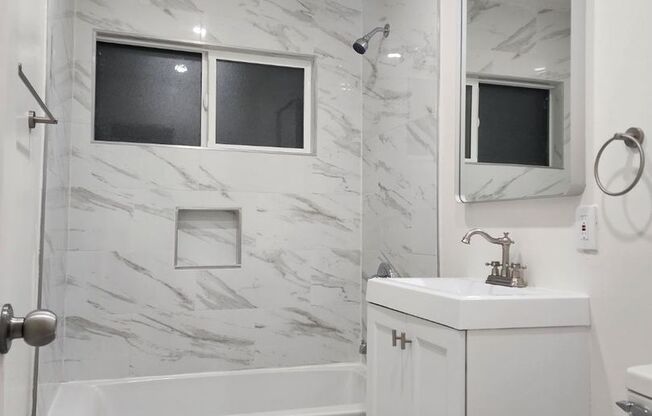 1 bed, 1 bath, 650 sqft, $1,800, Unit 1601-2