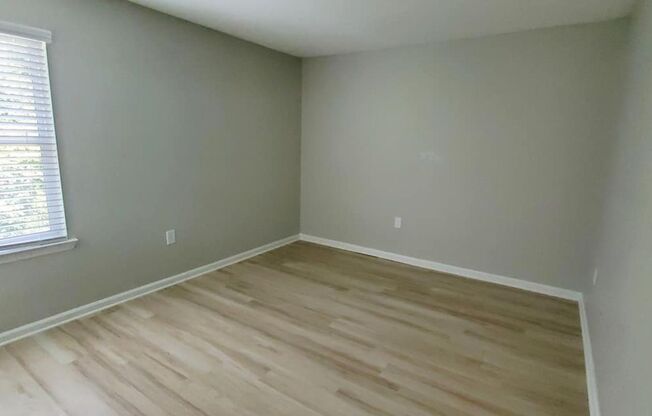 3 beds, 2 baths, 1,070 sqft, $1,550, Unit 2348F