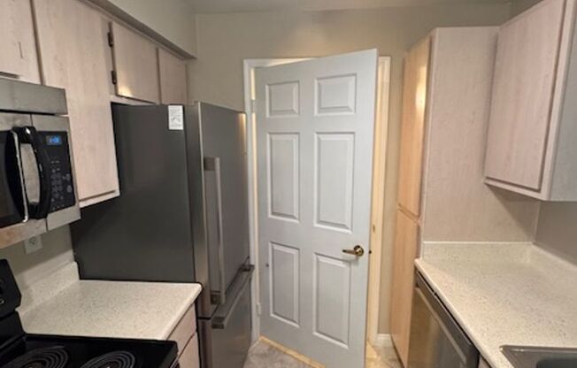 2 beds, 2 baths, $1,550