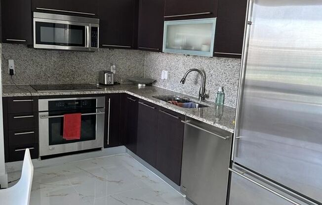 950 Brickell Bay Dr
