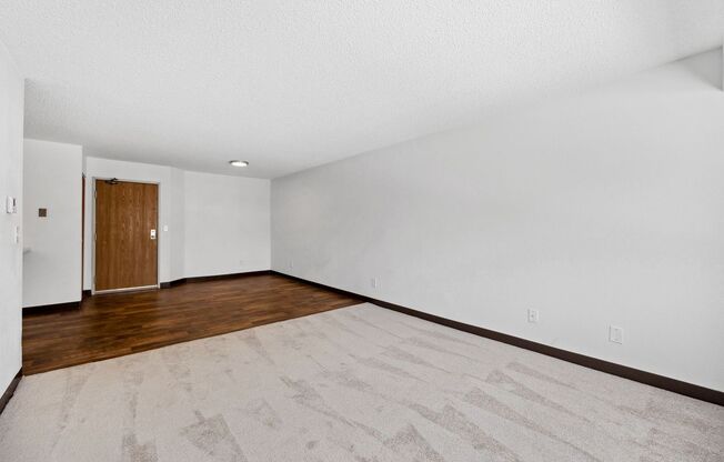 2 beds, 1 bath, 920 sqft, $1,425, Unit 1531-203