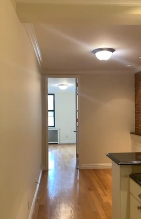 212 E 34 ST