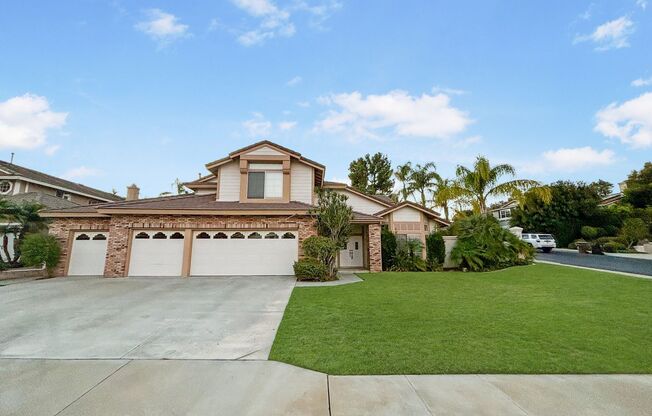 Stunning 4-Bedroom Home in Anaheim Hills!