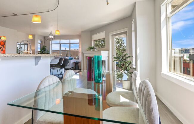 South Lake Union View 3 bed Condo available now!