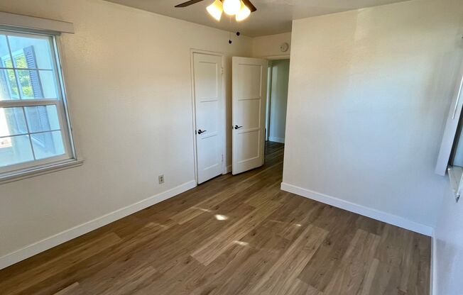 2 beds, 1 bath, $2,700, Unit 141