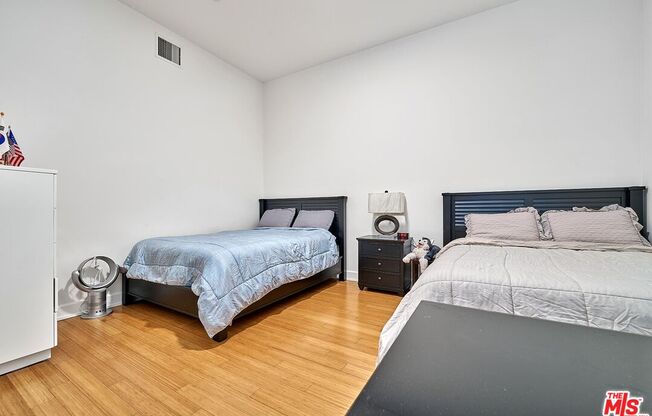 2 beds, 2 baths, 1,690 sqft, $3,800, Unit 405