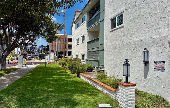 Arbor Manor Apartments