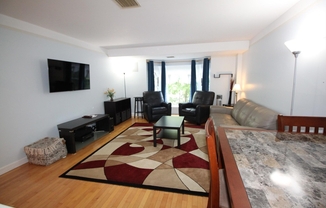 1 bed, 1.5 baths, 721 sqft, $2,200, Unit 222