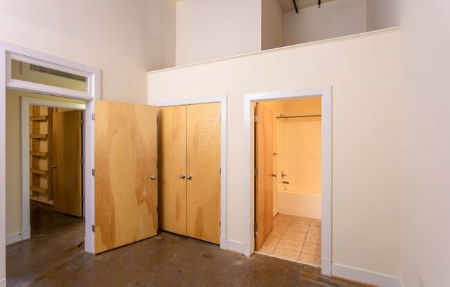 2 beds, 2 baths, 900 sqft, $1,750, Unit 206
