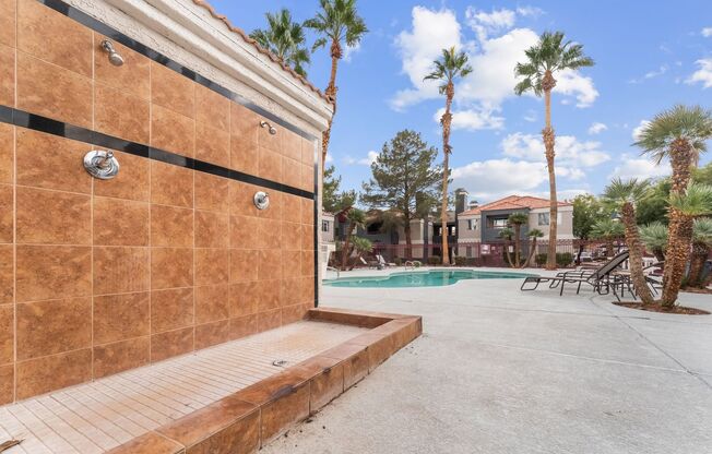 2 beds, 2 baths, $1,395