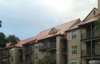 208 Afton Square, #104