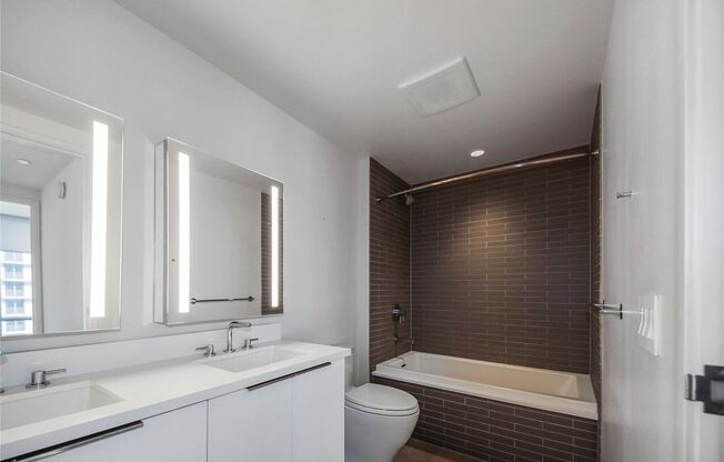 1 bed, 1 bath, $3,400