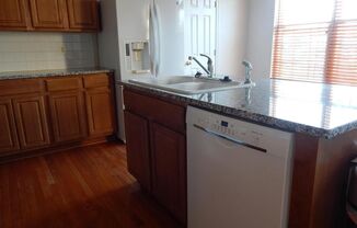 3 beds, 4.5 baths, $3,400, Unit Alexandria, VA