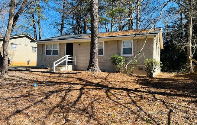 Wow! Check out this charming 3-bedroom, 1.5-bathroom home located in the heart of Downtown Newnan!
