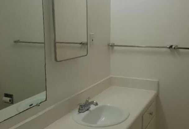 1 bed, 1 bath, $2,550, Unit 1