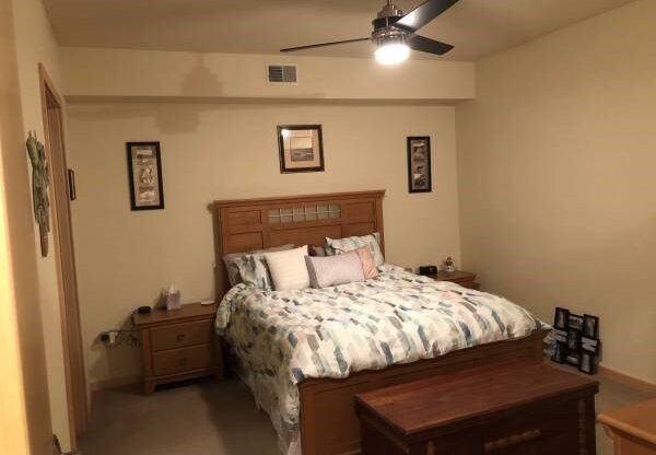 1 bed, 1 bath, 902 sqft, $1,975, Unit 511