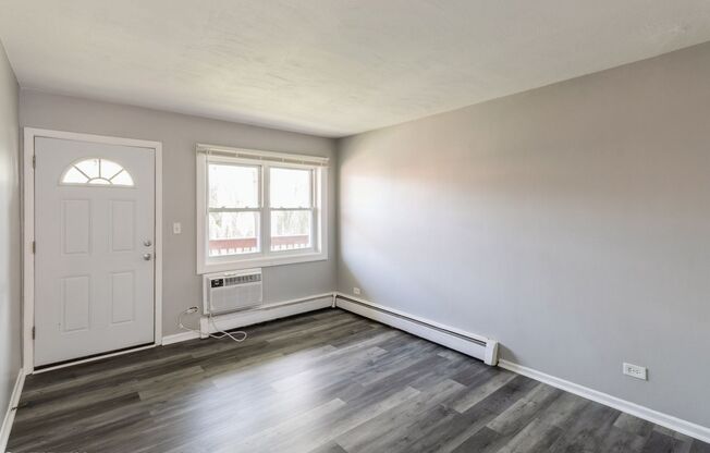 1 bed, 1 bath, 750 sqft, $1,525, Unit 430-12