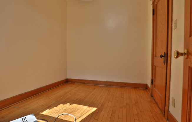 1403 North Wicker Park Avenue