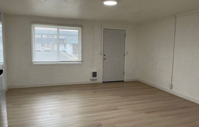 Studio, 1 bath, 313 sqft, $825, Unit Unit 022