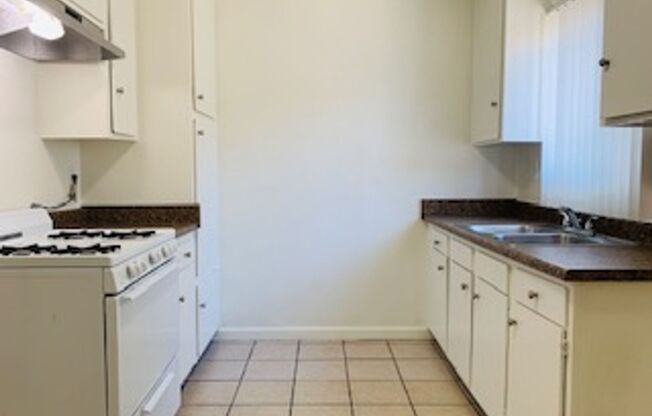 1 bed, 1 bath, 600 sqft, $1,850