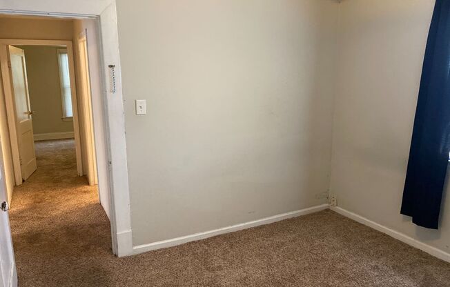 3 beds, 1 bath, $2,200