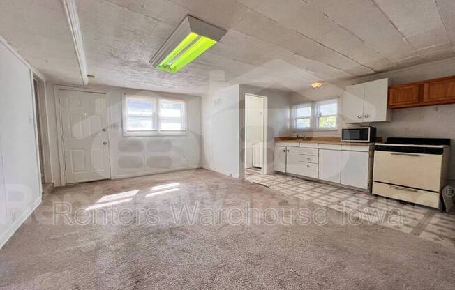 2730 1/2 CAPITOL AVE