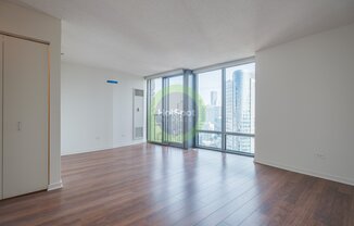 543 N KINGSBURY