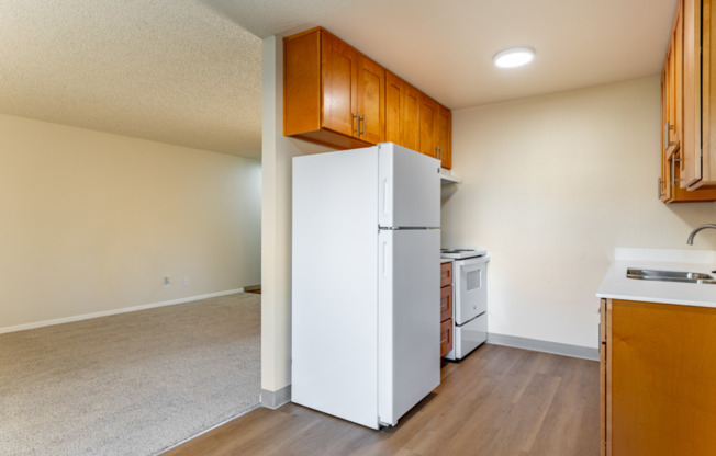 2 beds, 1 bath, 745 sqft, $1,685