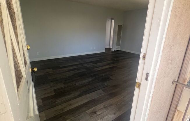 2 beds, 1 bath, 750 sqft, $2,245