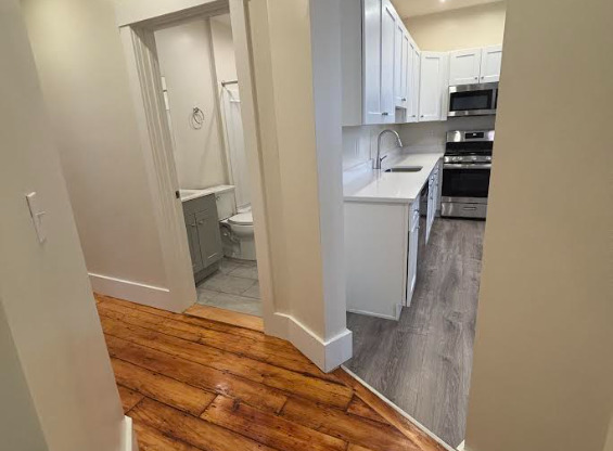 1423 CAMBRIDGE